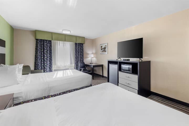Room 14 of 27